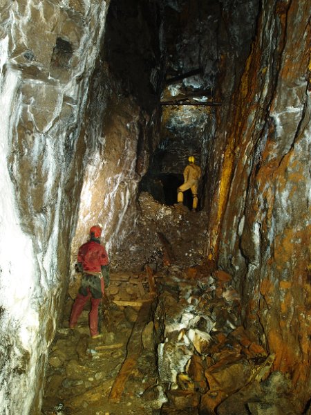 P3254936.JPG - Stopes above the horse level, Brownley Hill Vein.