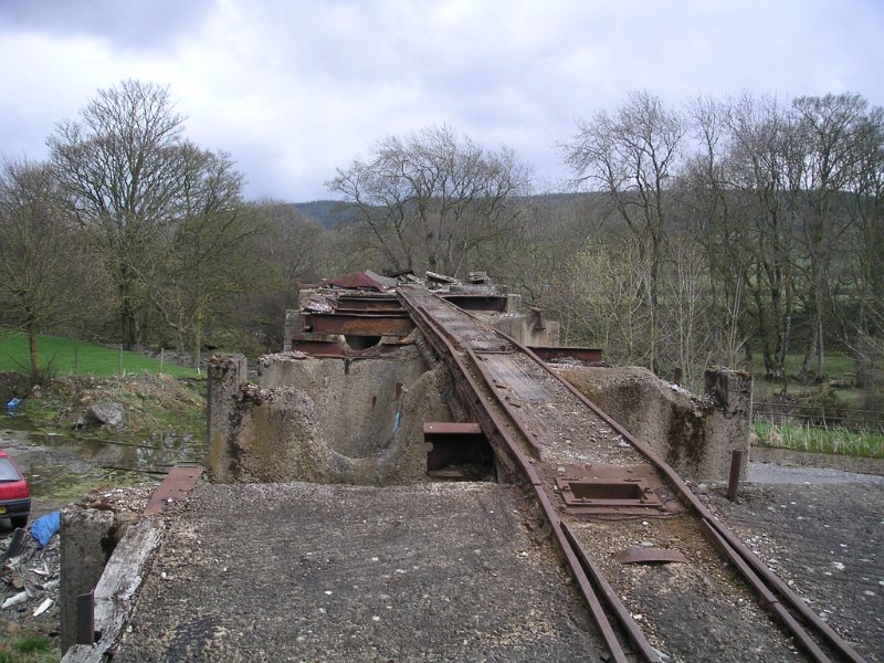 PICT6233.jpg - Heapstead for the incline level.