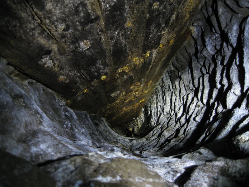 48_hbstopes_hopper.jpg - View down the hopper side of the shaft.