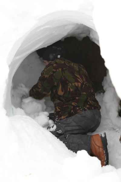 IMG_1940.JPG - Nathen opeing up the hole.