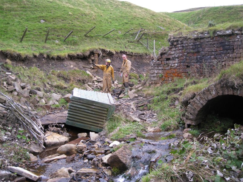 IMG_1596.jpg - ...it came from over there.