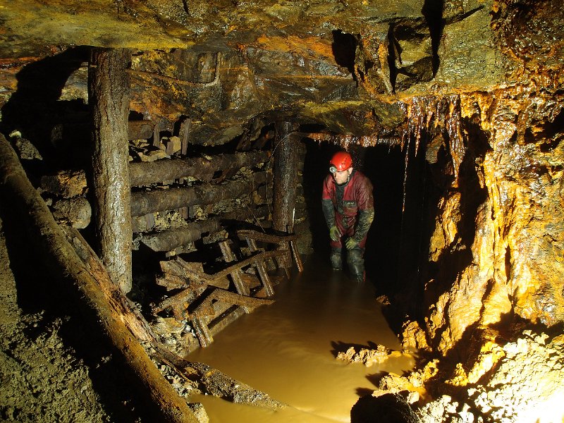 P6123857.JPG - Set of crossover rails.