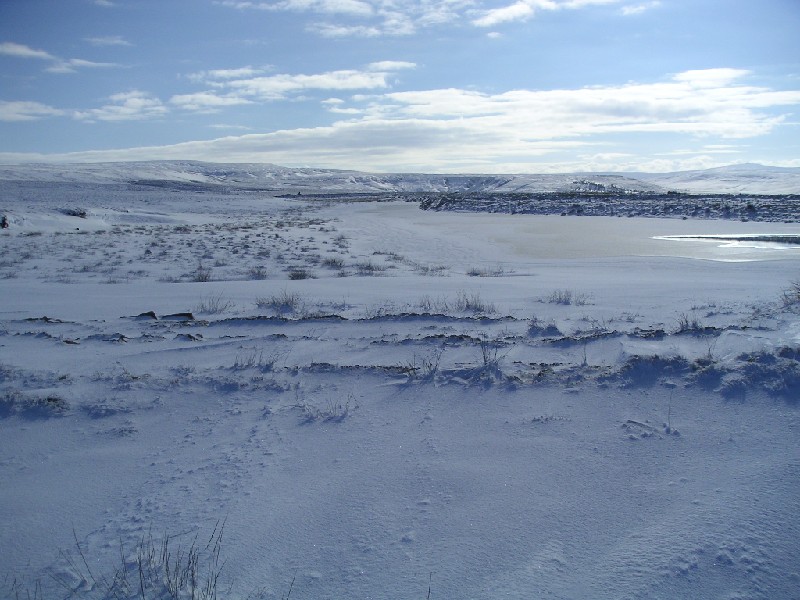 snowtrip_47.jpg - Perry's Dam, almost completely frozen over.