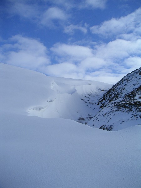 snowtrip_41.jpg - Another snow drift in one of the gullies.