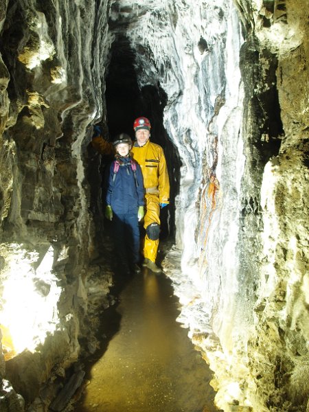 PA235388.JPG - Rampgill horse level in the calcified section.