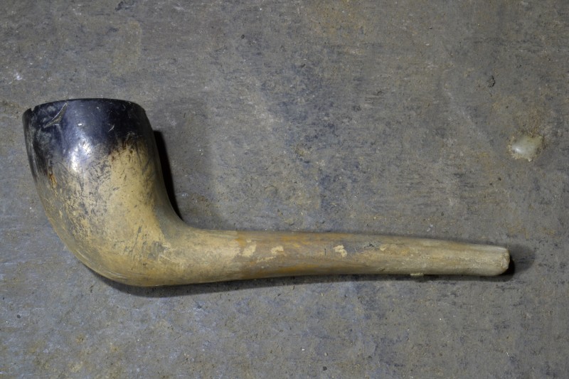 DSC_0776.JPG - Tobacco pipe.