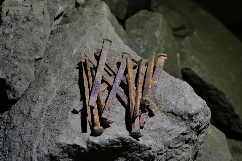 DSC_0820.JPG - Pile of nails. The dry air of the Smallcleigh Flats keeping them seperate and not stuck together.