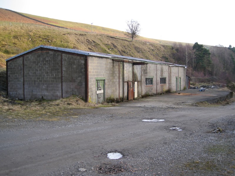 IMG_5602.JPG - Old mine buildings currently being used as workshops.