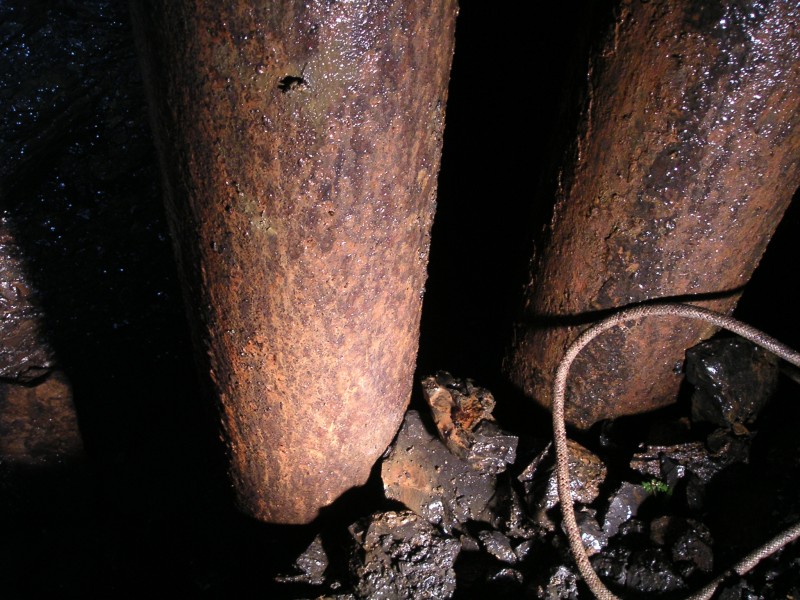 bs_bottom1.jpg - Bottom of Bog Shaft from the surface. This is the high side of the choke.