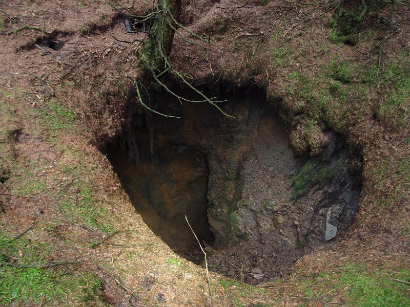 PA144114.JPG - Collapsed shaft?