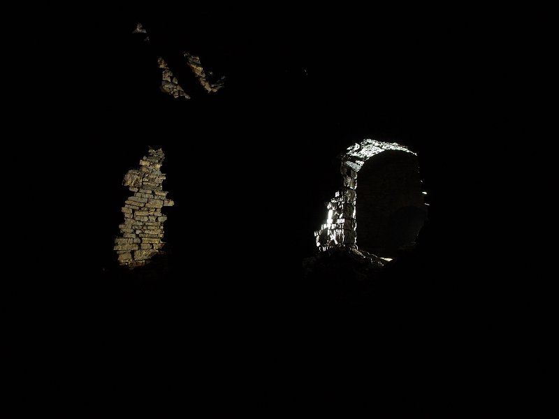 P6113794.JPG - Left and right archways.