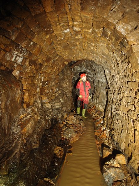 P4023374.JPG - Hanginshaw Branch horse level.