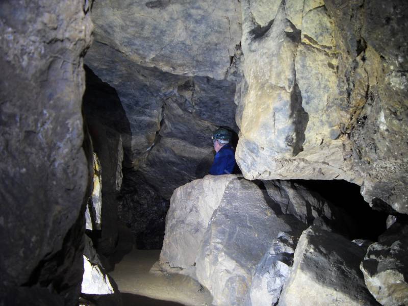 22_wp_cumberlandcav1.jpg - Part of the show cave in Cumberland Cavern.